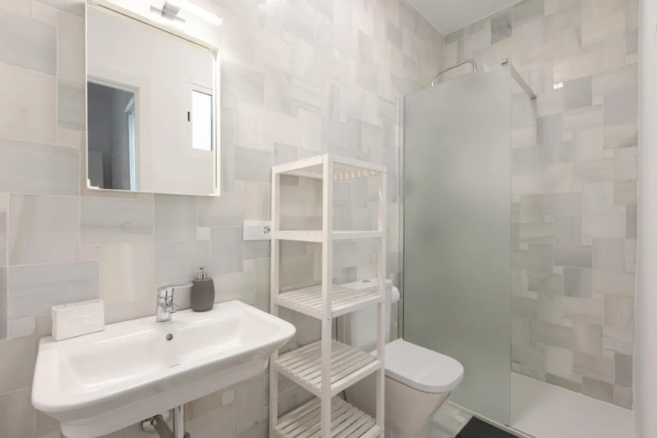 Alameda Corner Apartment Seville 0*,